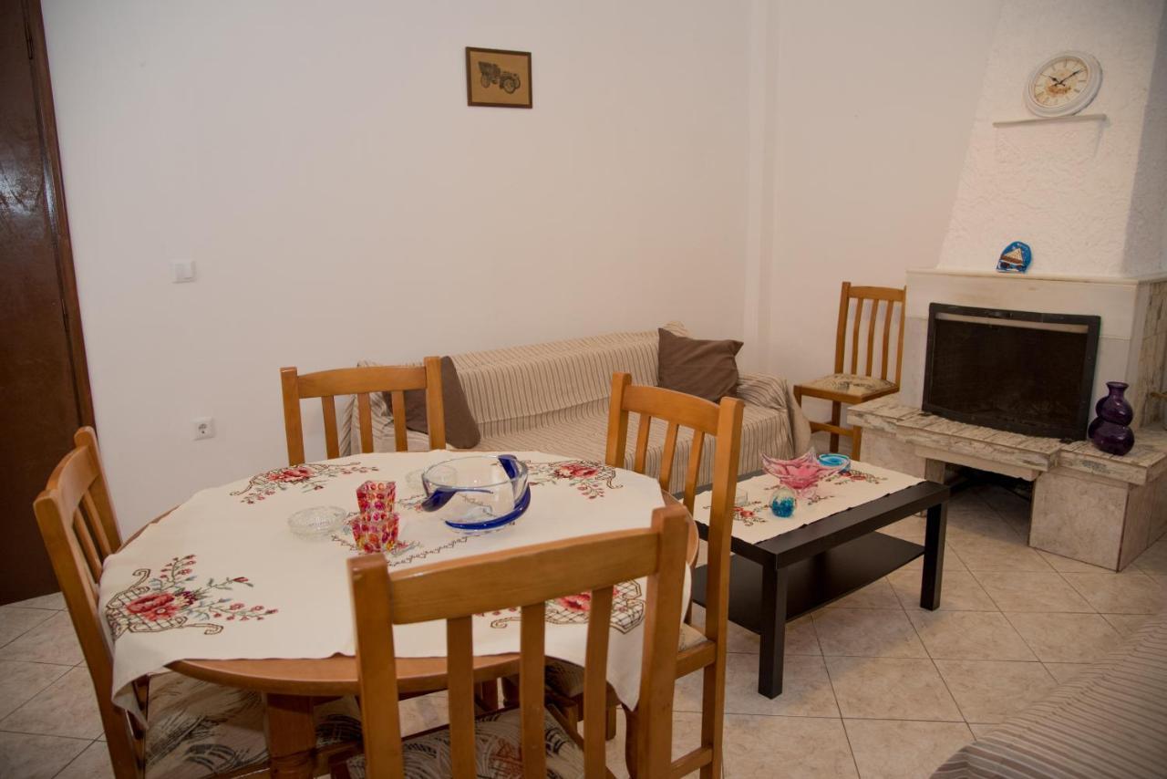Sette Isole Countryside Apartment Athanion Exterior photo