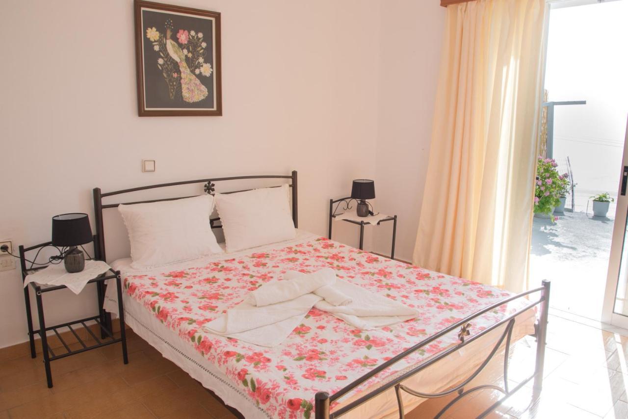 Sette Isole Countryside Apartment Athanion Exterior photo
